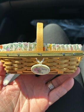 Woven Peony Accent Basket with Floral Liner mini